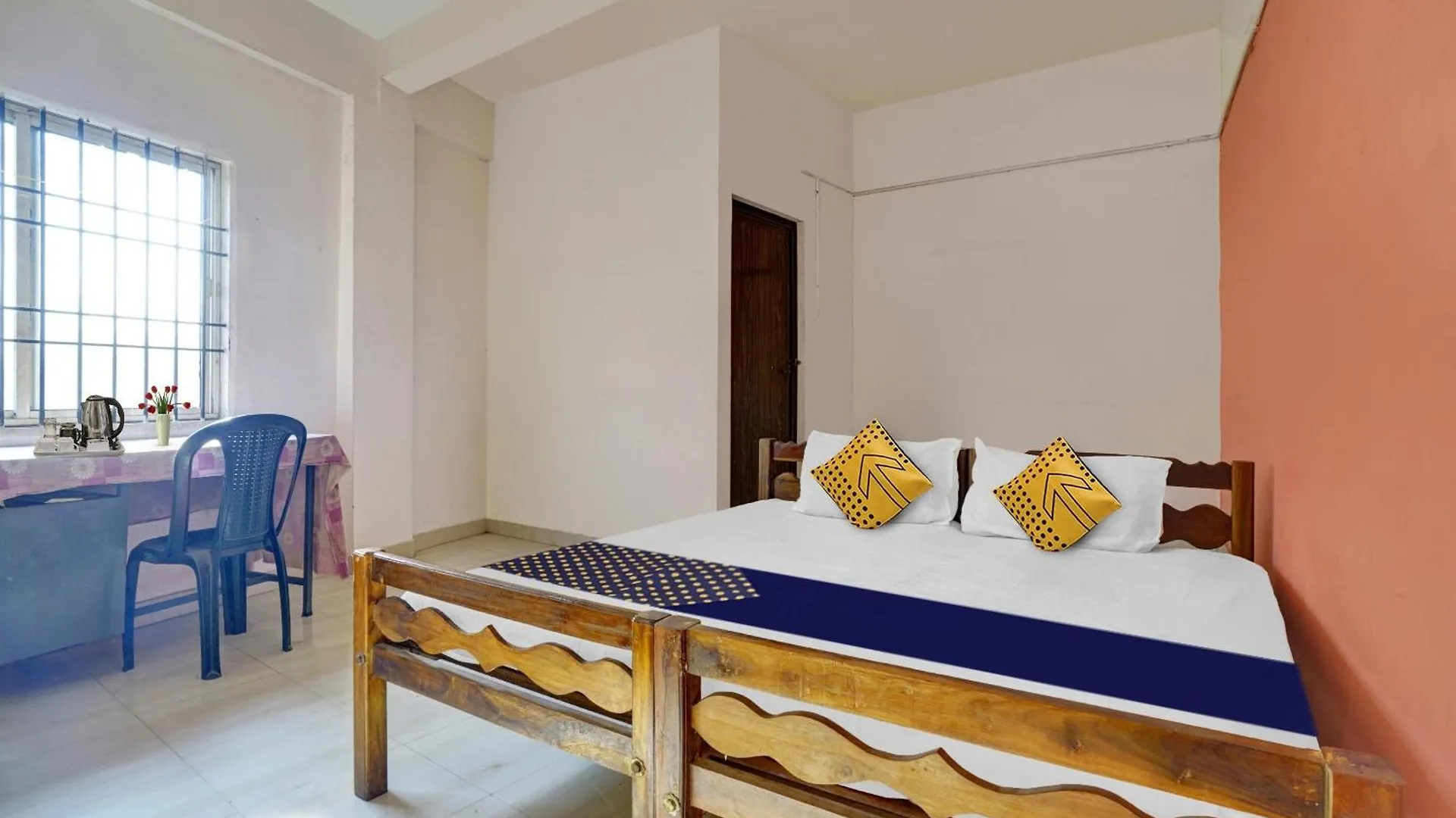 Hotel Spot On Aiwa Residency Muttam   Muttam (Ernakulam)