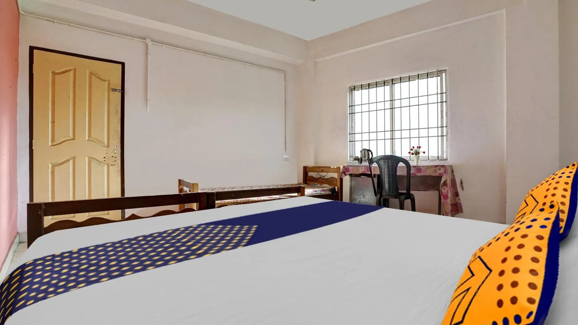 Hotel Spot On Aiwa Residency Muttam