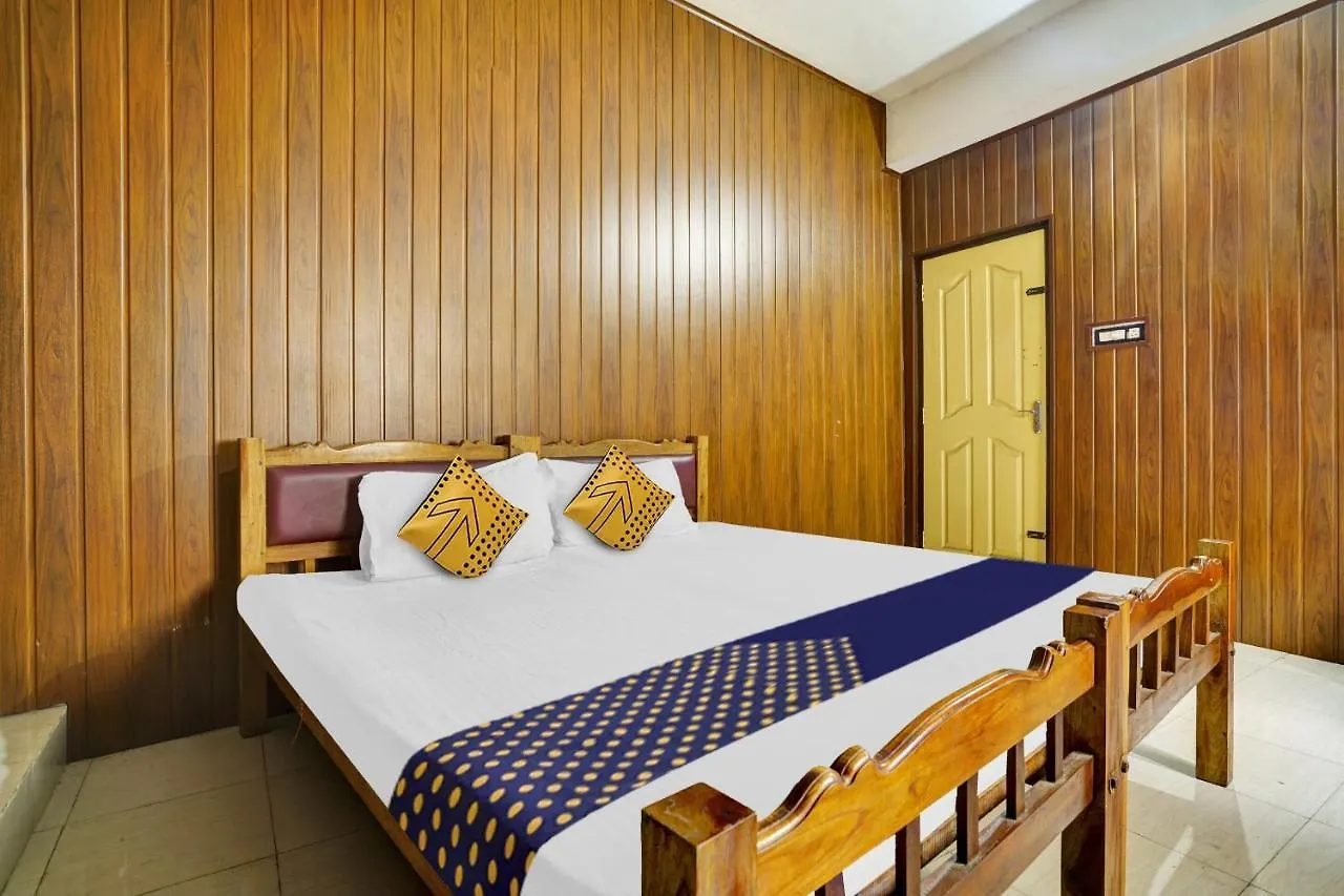 Hotel Spot On Aiwa Residency Muttam